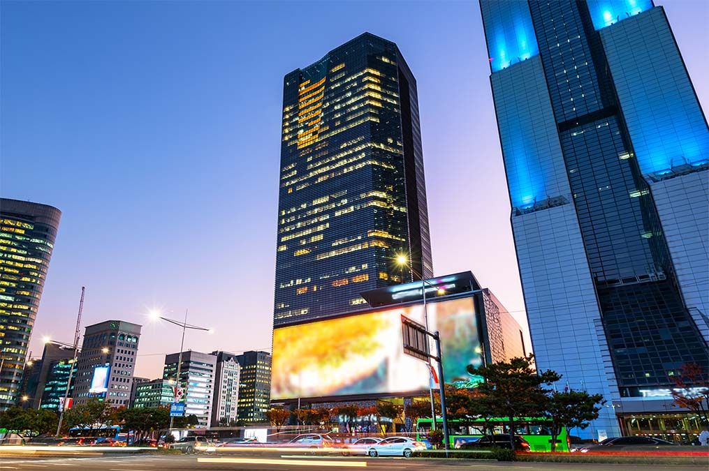 Exterior of the MathWorks Korea office building.