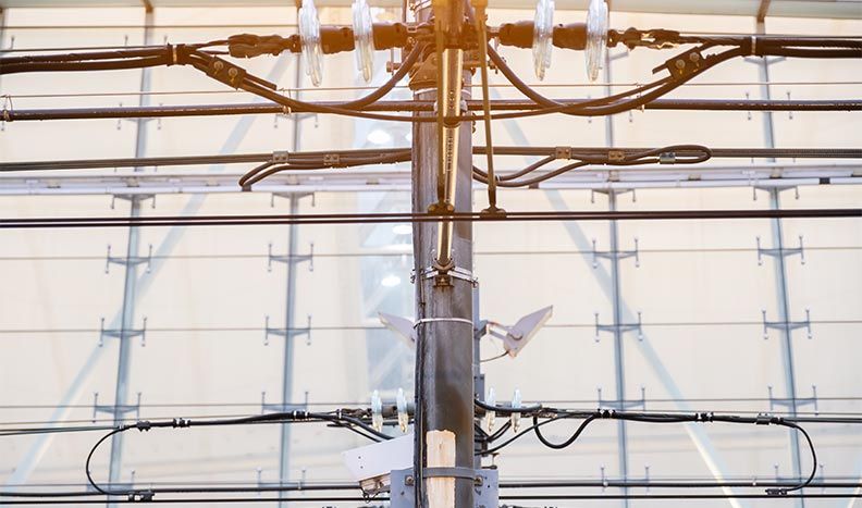 Model electrical components and systems in MATLAB and Simulink.